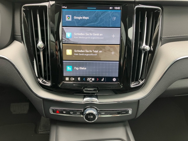 Bild 7: VOLVO PKW XC60 Ultra, T6 Plug-in Hybrid, Elektrisch/Benzin, Dark