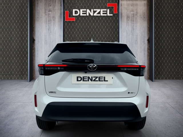 Bild 2: Toyota Yaris Cross - 1,5 l 4x2 HY  Active Drive