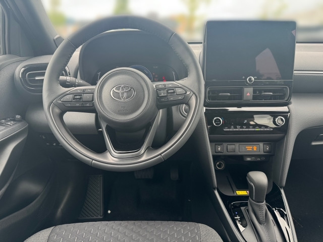 Bild 4: Toyota Yaris Cross Active Drive + Safety Paket