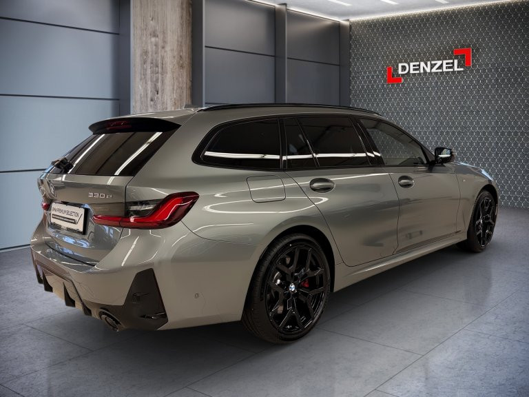 Bild 3: BMW 330e xDrive Touring G21