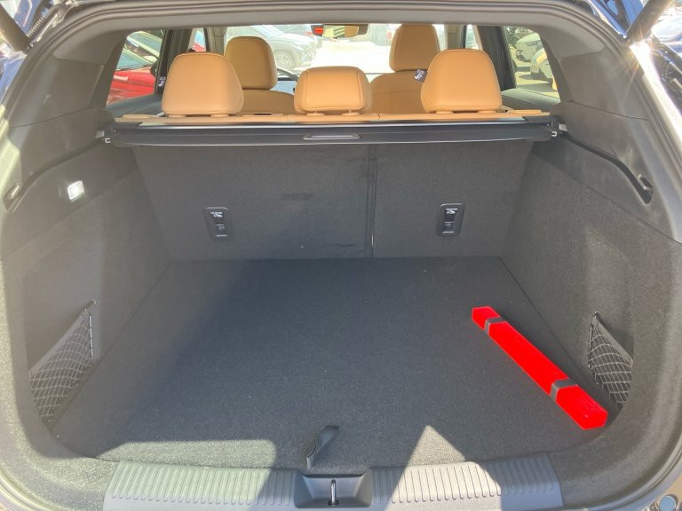 Bild 9: MG HS PHEV+ Luxury Teilleder