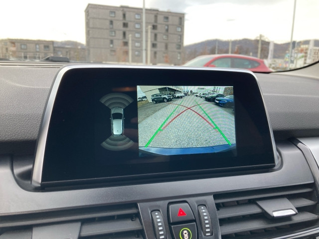 Bild 13: BMW 216i Active Tourer F45