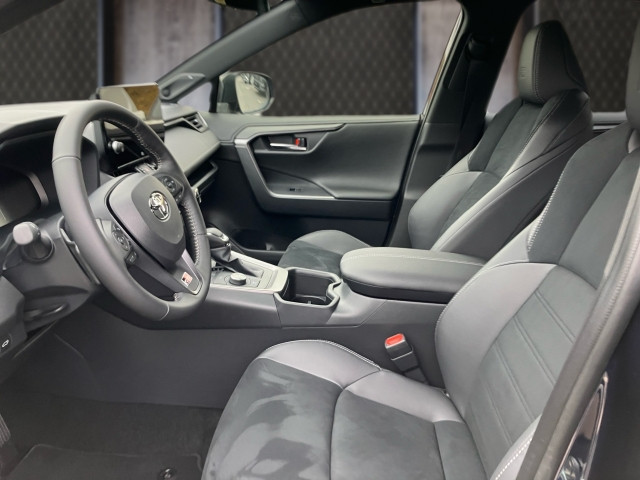 Bild 5: Toyota RAV4 GR SPORT 2,5, 222 PS 4x4 Hybrid