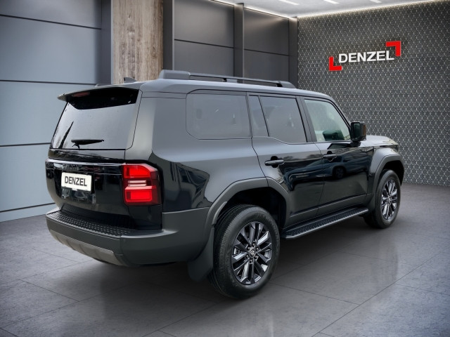 Bild 3: Toyota Land Cruiser Lounge