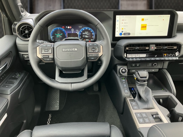 Bild 6: Toyota Land Cruiser Lounge