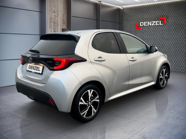 Bild 3: Toyota Yaris - 1,5 l, 116 PS 5-tg. Active Drive