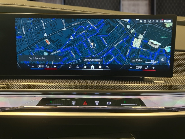 Bild 10: BMW M760e xDrive Limousine G70 XB1