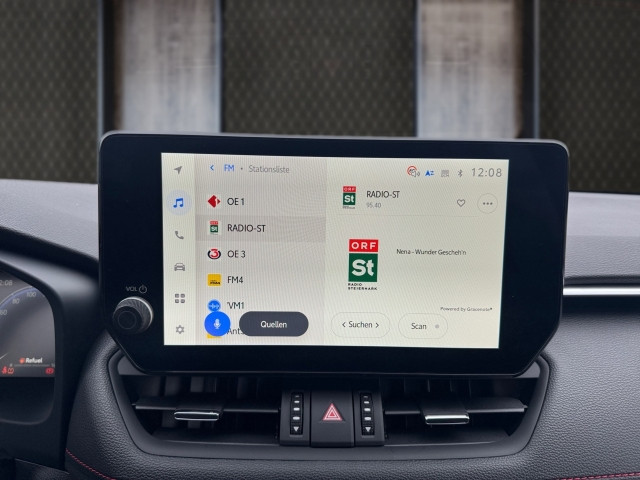 Bild 6: Toyota RAV4 Active 2,5, 306 PS 4x4 Plug-In