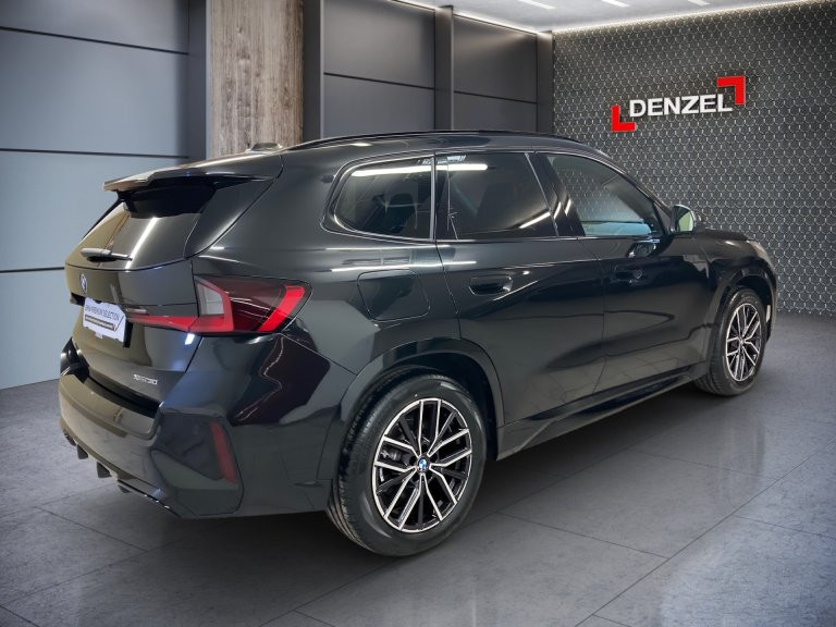 Bild 3: BMW iX1 xDrive30 U11 XE2