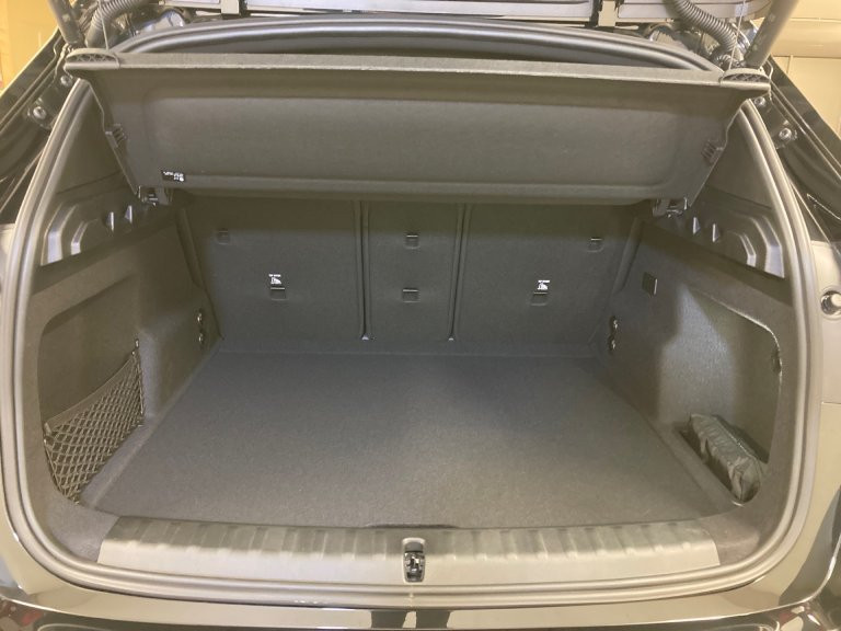 Bild 5: BMW iX1 xDrive30 U11 XE2