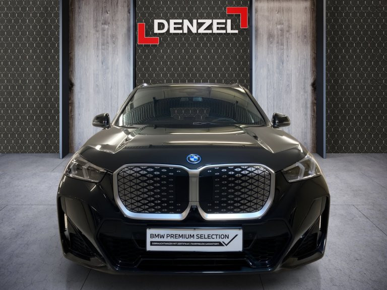 Bild 6: BMW iX1 xDrive30 U11 XE2