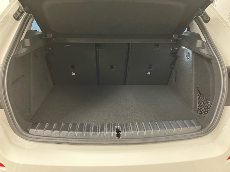 Bild 9: BMW 118i 5-Türer F40