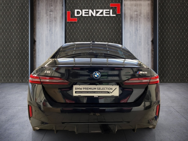 Bild 10: BMW i5 M60 xDrive Limousine G60