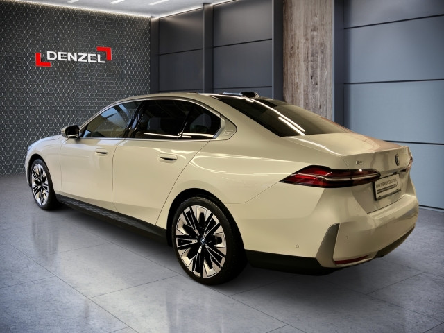 Bild 2: BMW i5 eDrive40 Limousine G60 HAO