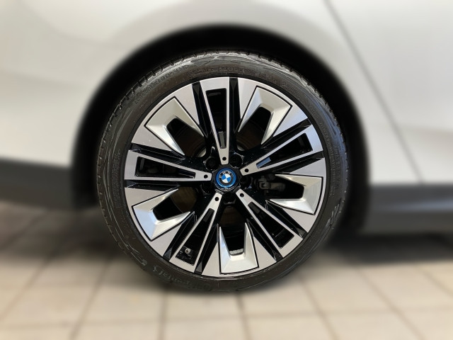 Bild 4: BMW i5 eDrive40 Limousine G60 HAO