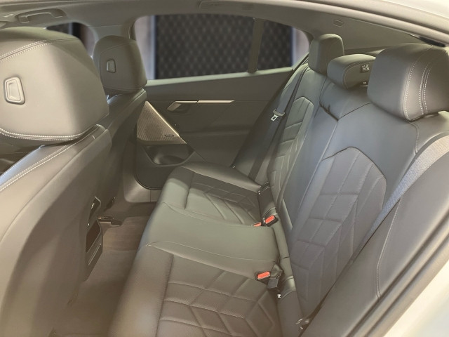 Bild 8: BMW i5 eDrive40 Limousine G60 HAO