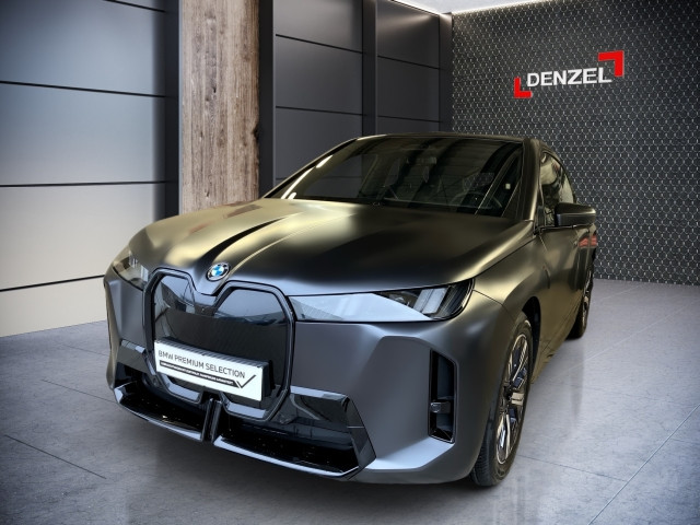 Bild 1: BMW PKW i-Serie iX xDrive60