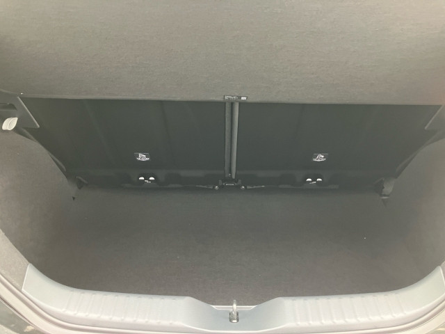 Bild 9: Toyota AYGO X 1,5 l Active CVT