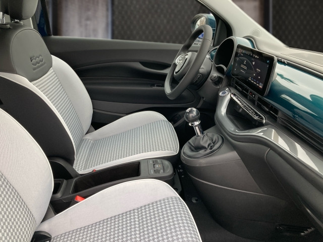Bild 4: Fiat 500 Hybrid Hatchback