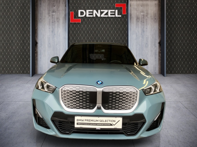 Bild 12: BMW iX1 eDrive20 U11