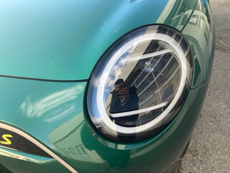 Bild 11: Mini Cooper SE J01