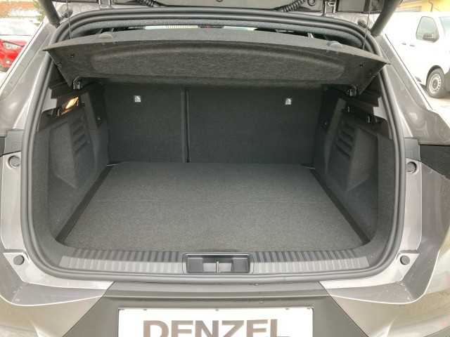 Bild 7: Mitsubishi Grandis 1,8 HEV Intense S+C+T 26