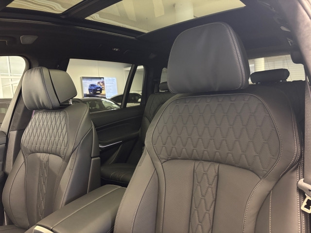 Bild 14: BMW X7 xDrive40d G07 B57