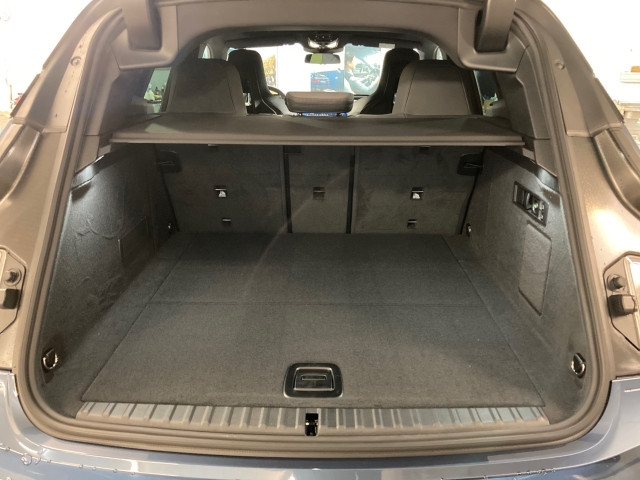 Bild 4: BMW PKW i-Serie iX xDrive45