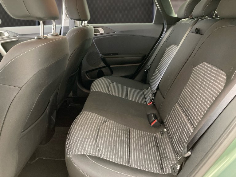 Bild 8: Kia CEEDSW/SILBER/UVO/1.0 TGDI/MT6