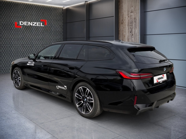 Bild 2: BMW 520d xDrive Touring G61 B47