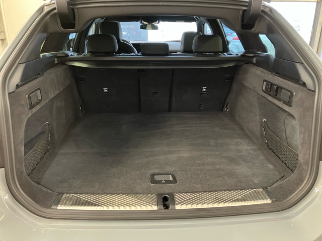 Bild 9: BMW i5 xDrive40 Touring