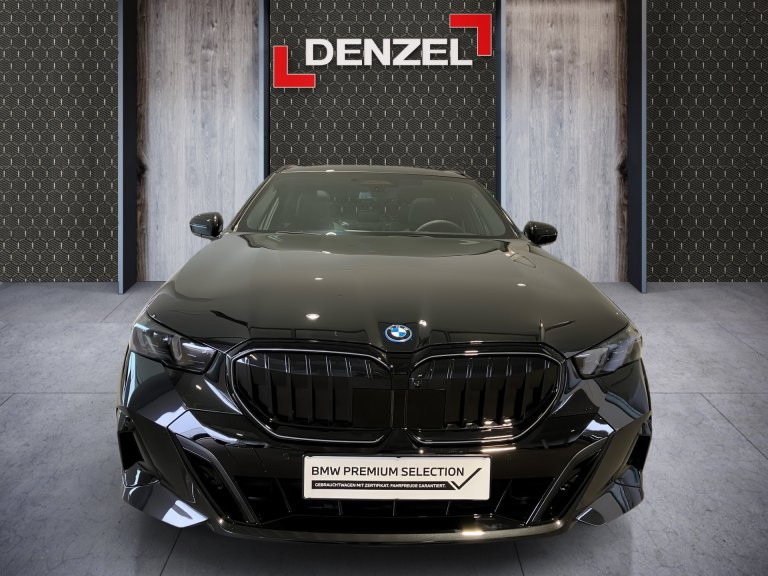 Bild 12: BMW 550e xDrive Touring