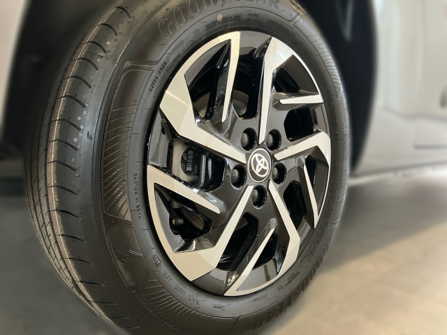 Bild 4: Toyota Proace City Verso 1,2l 110PS Design L2