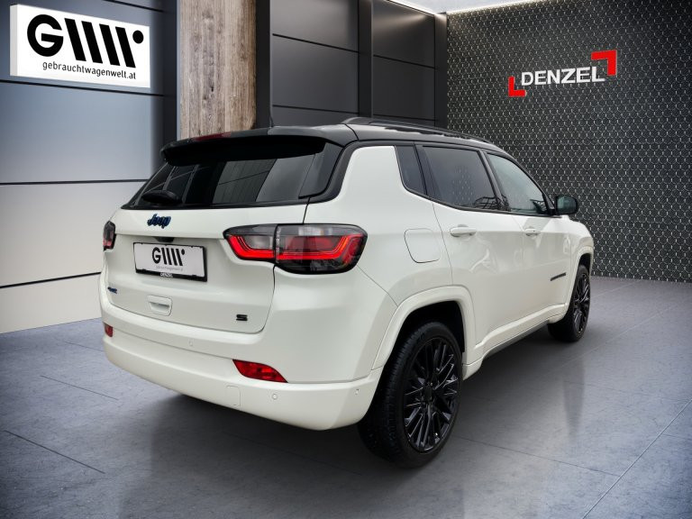 Bild 3: Jeep Compass 1.3 PHEV S 2