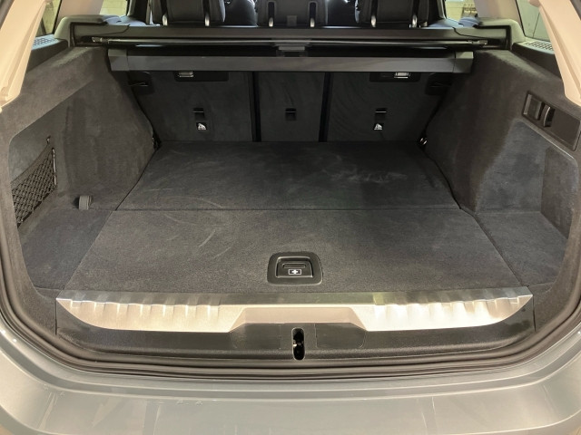 Bild 9: BMW 330e xDrive Touring