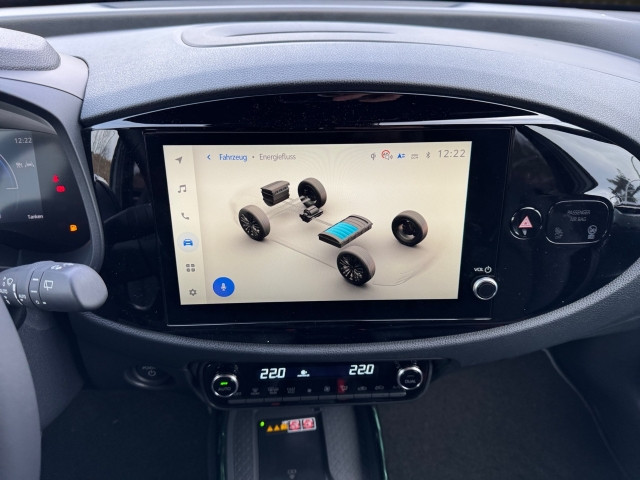 Bild 7: Toyota AYGO X 1,5 l Lounge CVT