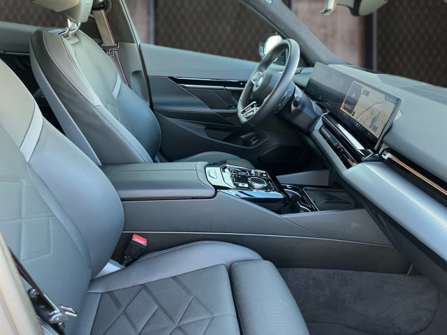 Bild 5: BMW 520d xDrive Touring G61 B47
