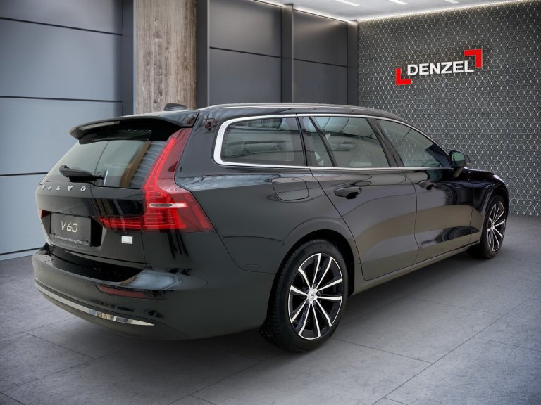 Bild 3: VOLVO PKW V60 Recharge Core, T6 AWD Plug-in Hybrid, Elektrisch/Benzin,
