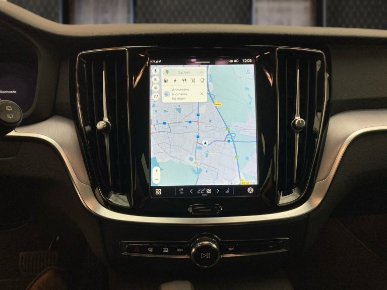 Bild 7: VOLVO PKW V60 Recharge Core, T6 AWD Plug-in Hybrid, Elektrisch/Benzin,