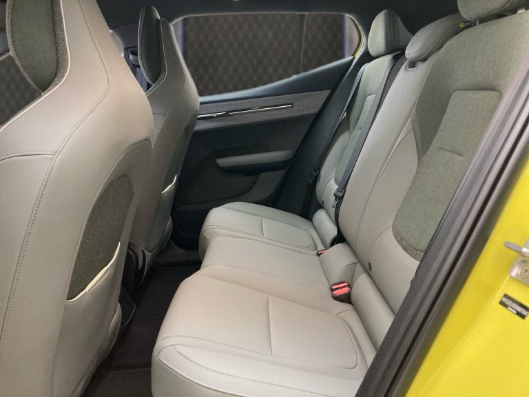 Bild 8: VOLVO PKW EX30 Plus, Single Motor Extended Range Vollelektrisch