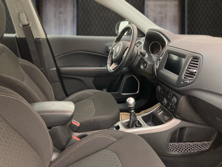 Bild 5: Jeep Compass 1,6 KultiJet