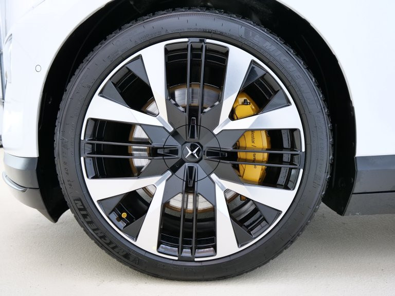 Bild 6: Polestar Polestar 4 DMLR Performance Pilot Plus