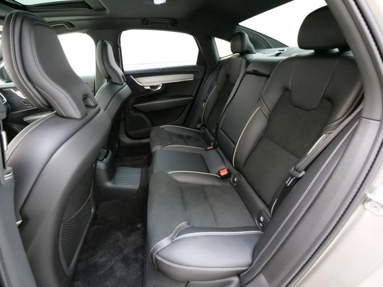 Bild 12: VOLVO PKW S90 T8 AWD Recharge PHEV R-Design