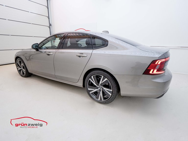 Bild 5: VOLVO PKW S90 T8 AWD Recharge PHEV R-Design