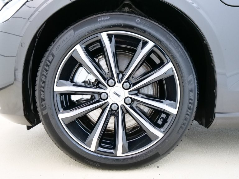 Bild 6: VOLVO PKW V60 Plus, T6 AWD PHEV Plus Dark Aut.