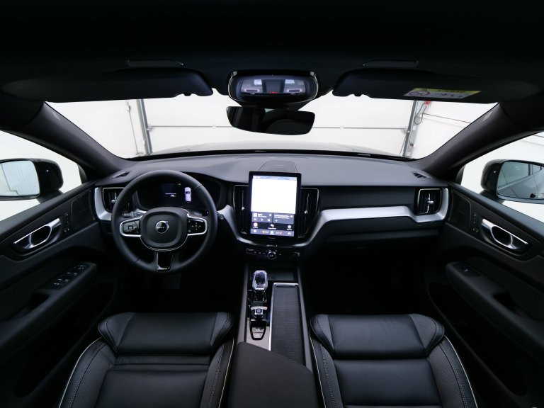 Bild 7: VOLVO PKW XC60 Black Edition P