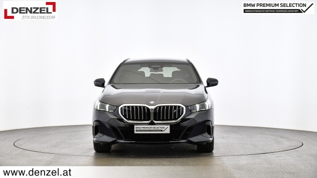 Bild 1: BMW i5 xDrive40 Touring