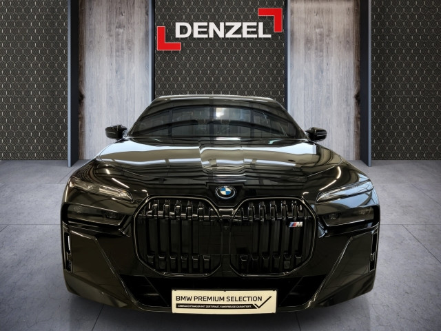 Bild 12: BMW M760e xDrive Limousine G70 XB1