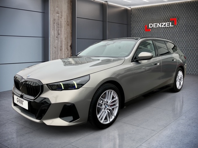 Bild 0: BMW 520d xDrive Touring G61 B47