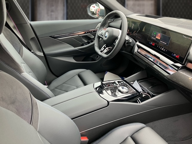 Bild 5: BMW 520d xDrive Touring G61 B47